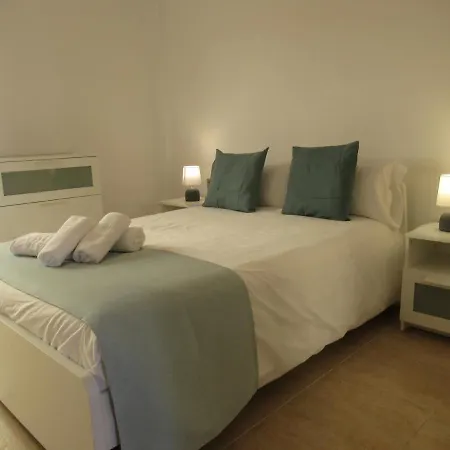 Bristol Likehome, By Comfortable Luxury *